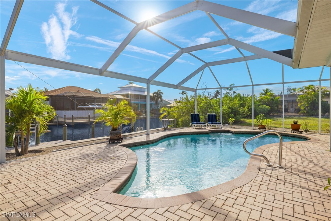 3307 Manatee DR