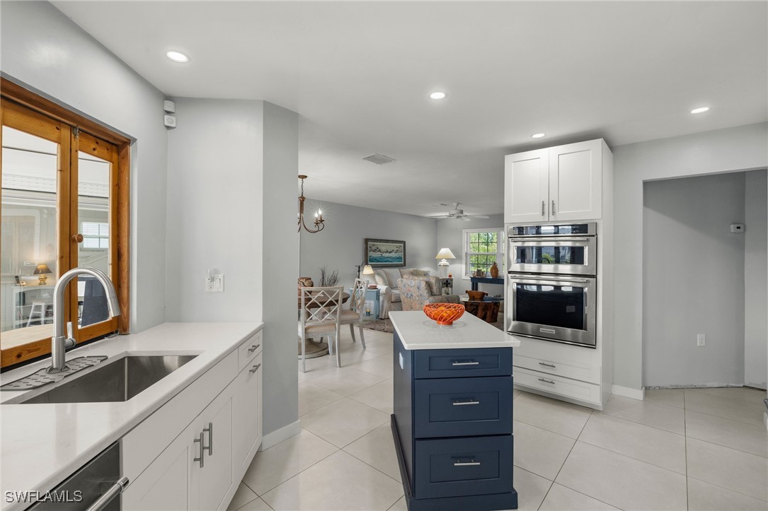 3307 Manatee DR