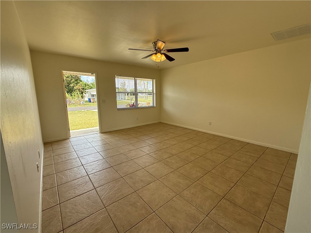 301 Stewart LN