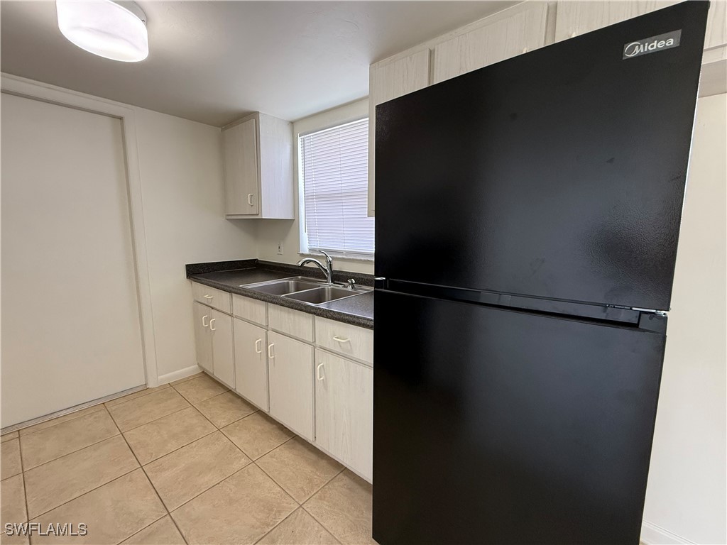 301 Stewart LN