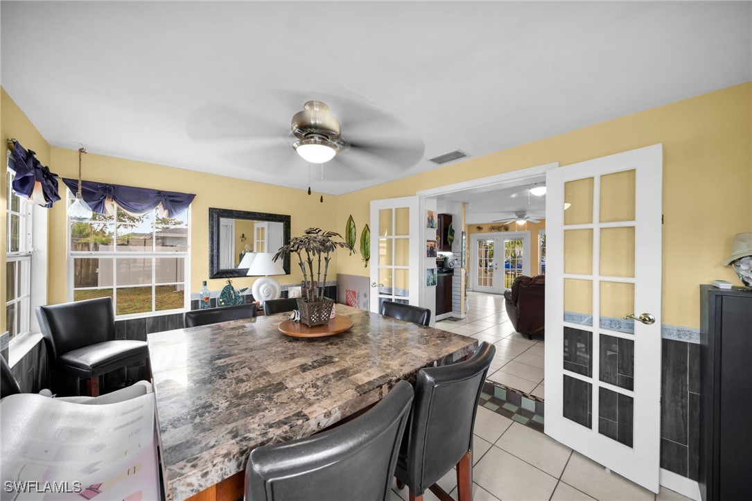 121 SE 44th ST