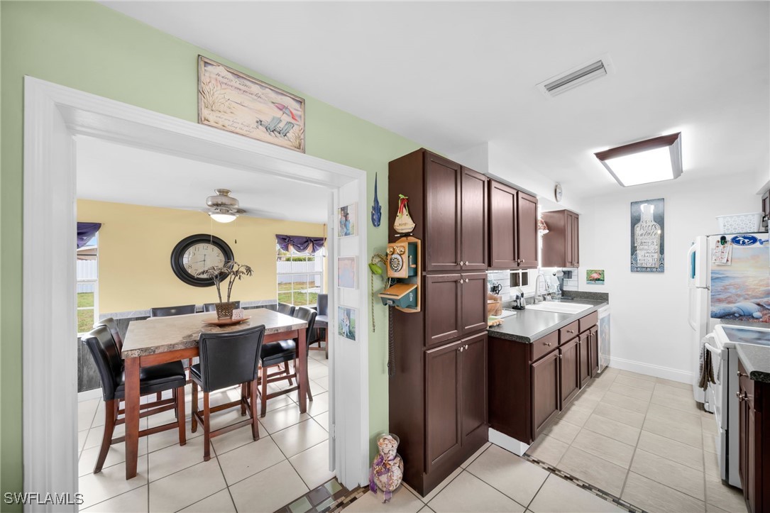 121 SE 44th ST