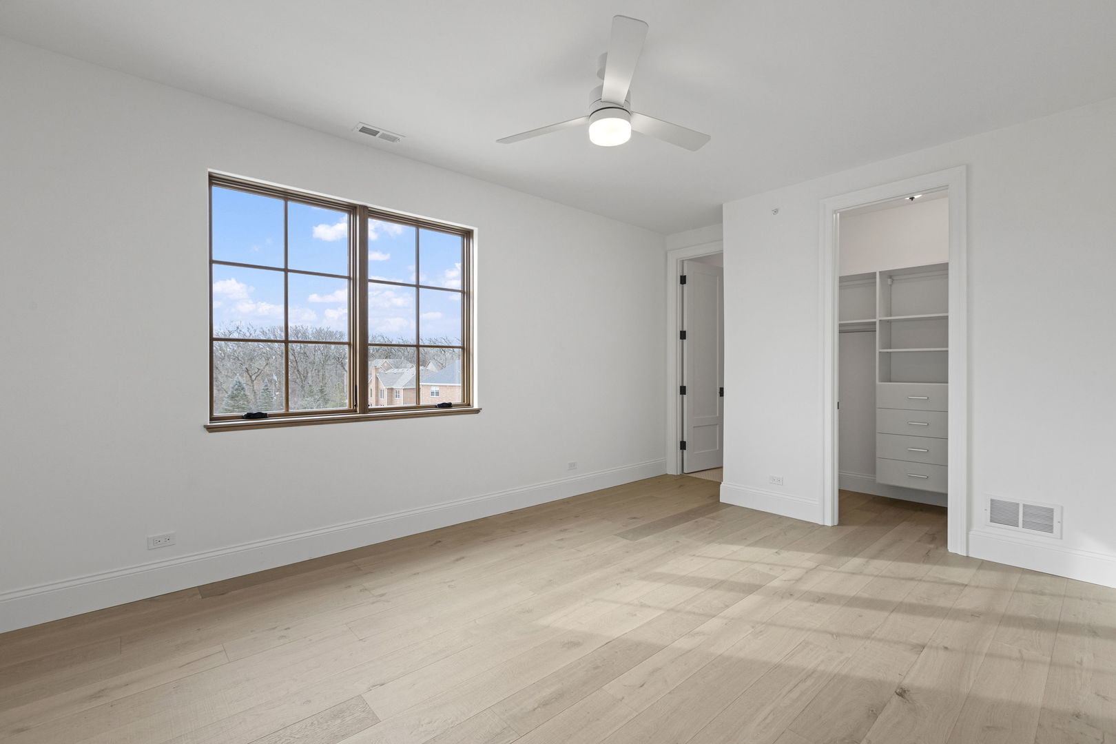 1945 Lot 2 N Northumberland Pass