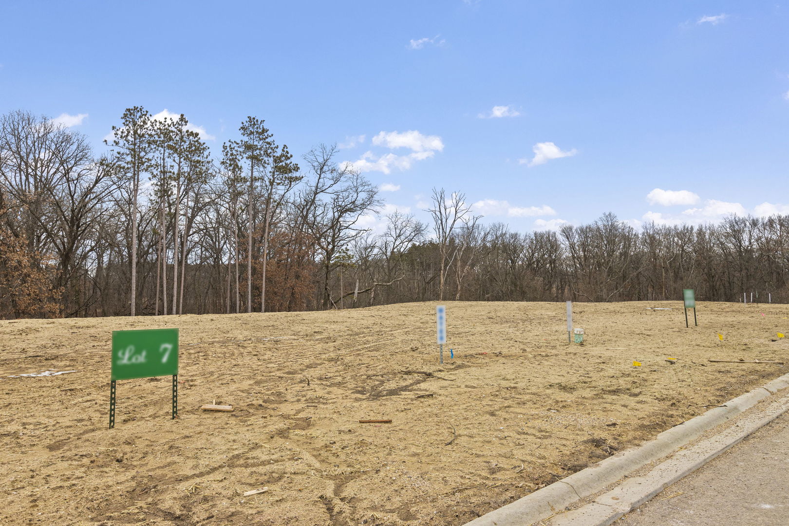 1945 Lot 6 N Northumberland Pass