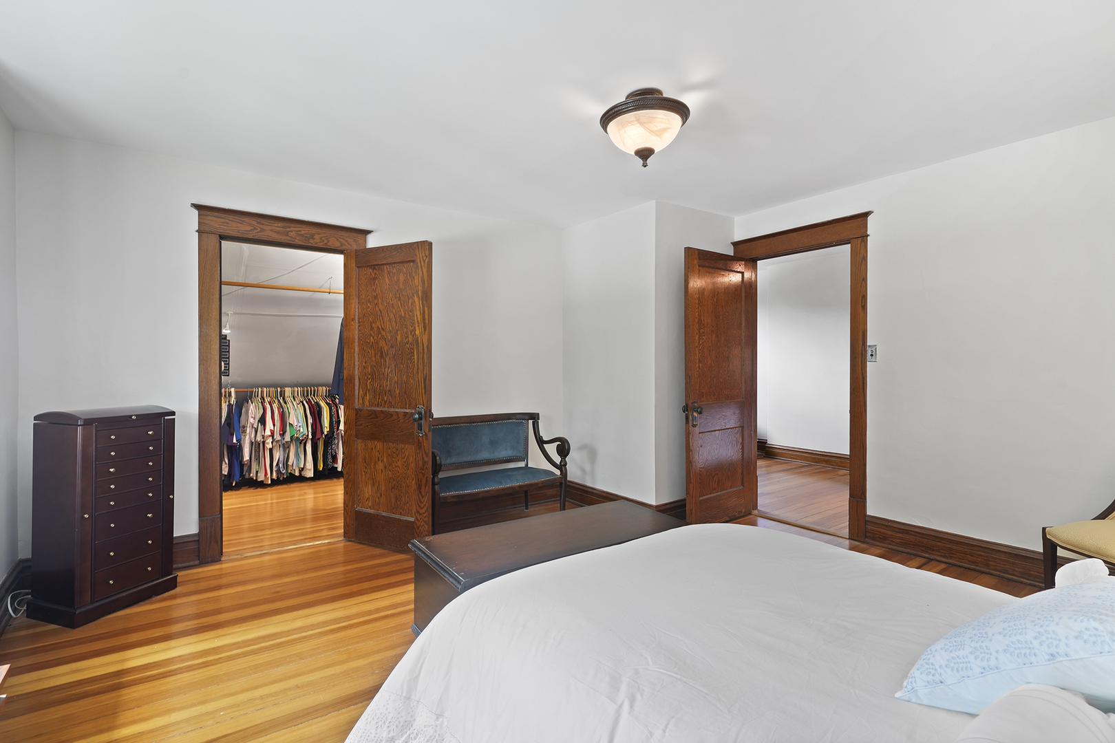401 N Pine Avenue