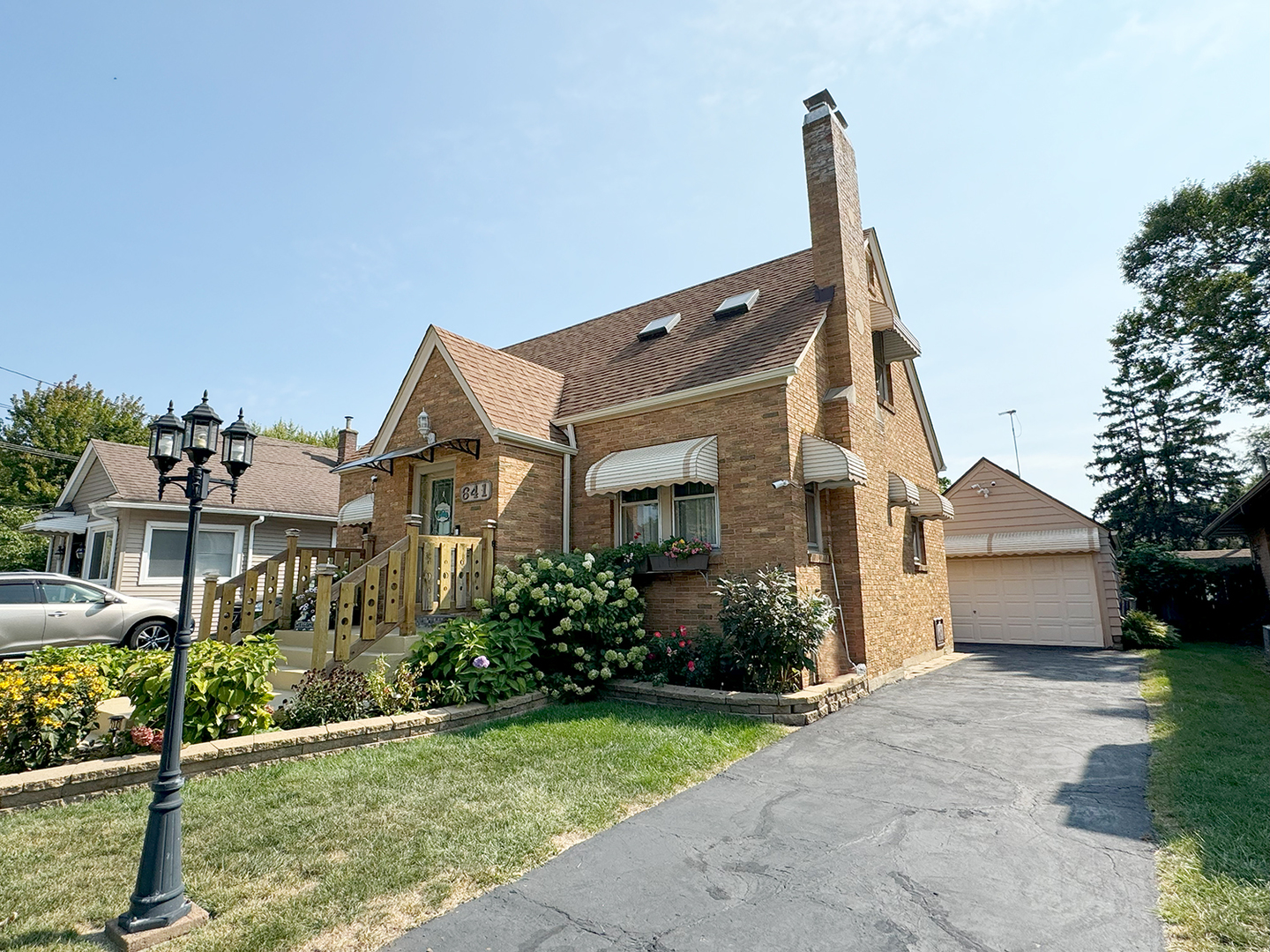 641 Columbia Avenue