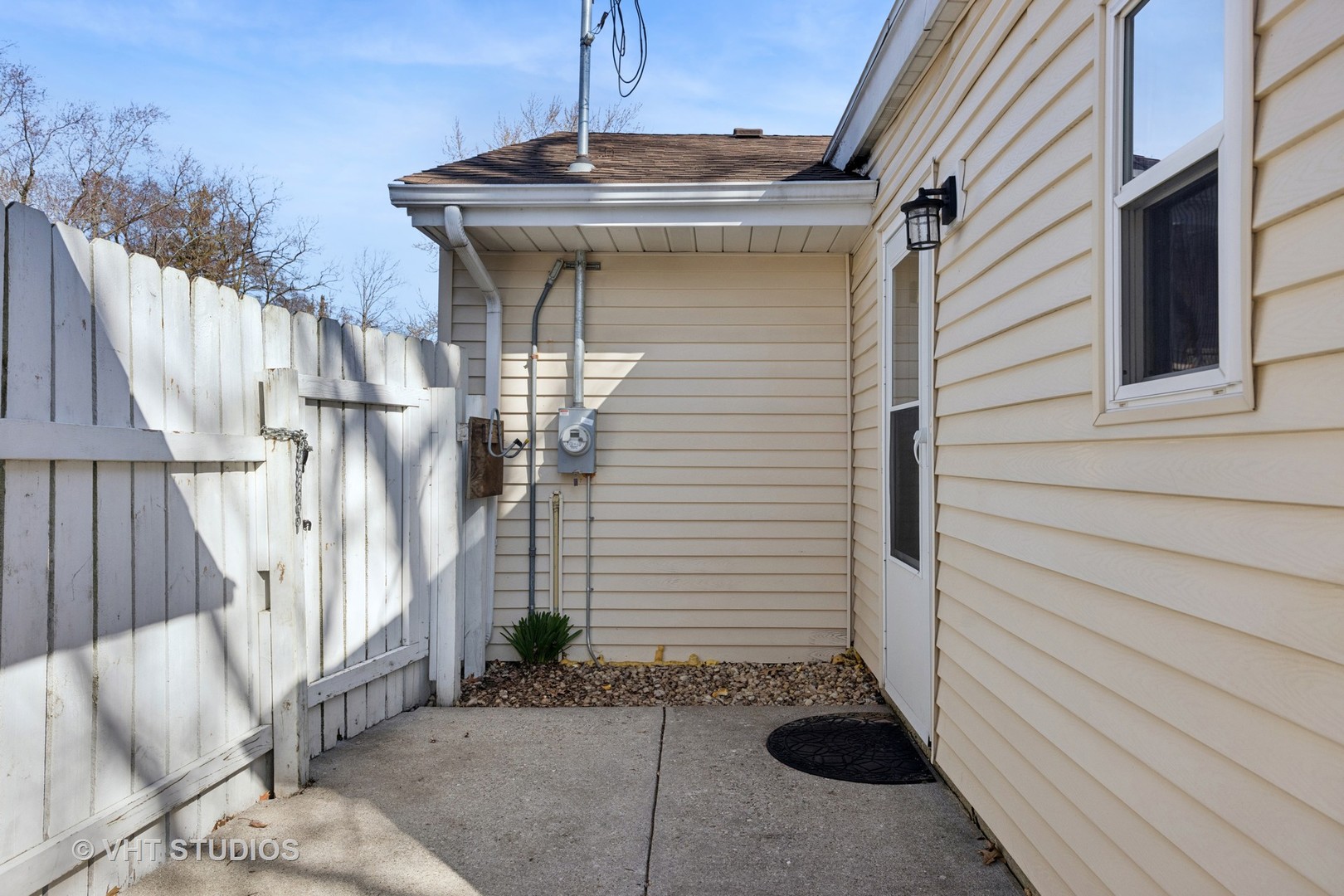 457 W Margaret Terrace