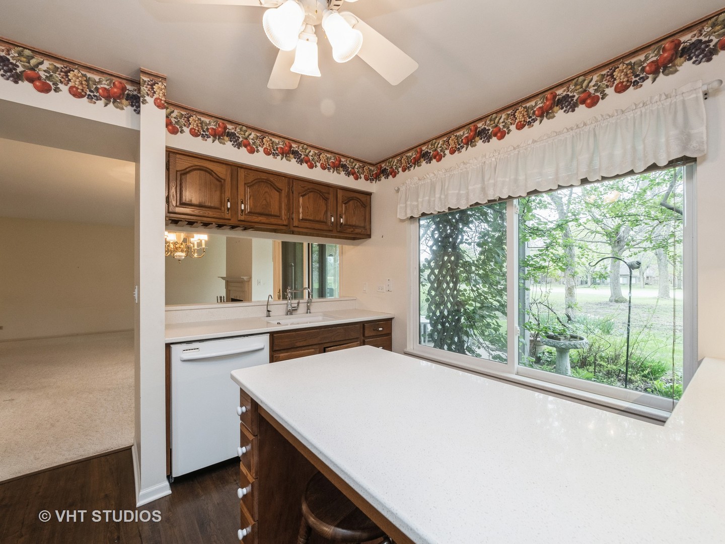 724 Shoreline Road