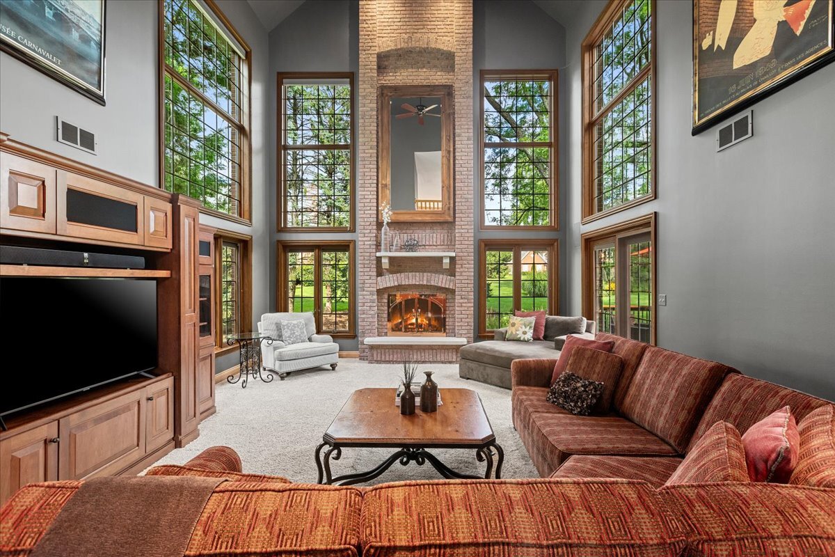 110 Hillshire Drive