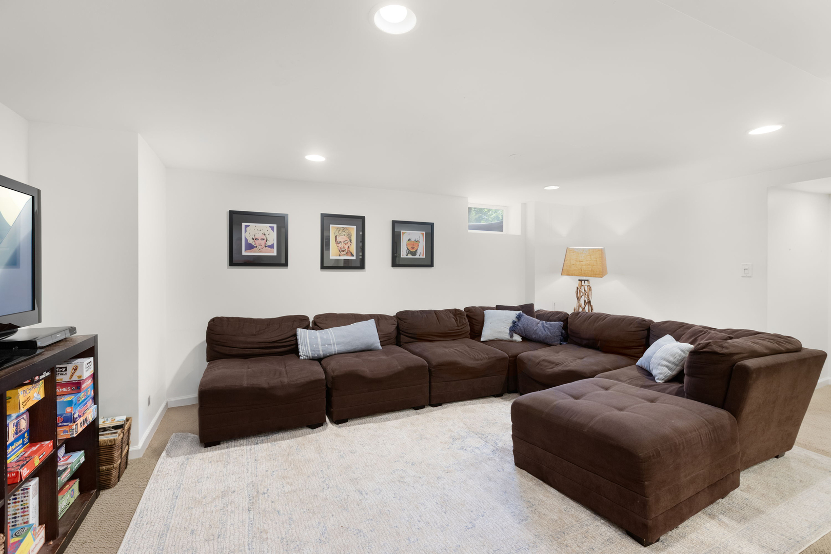 240 Roslyn Road