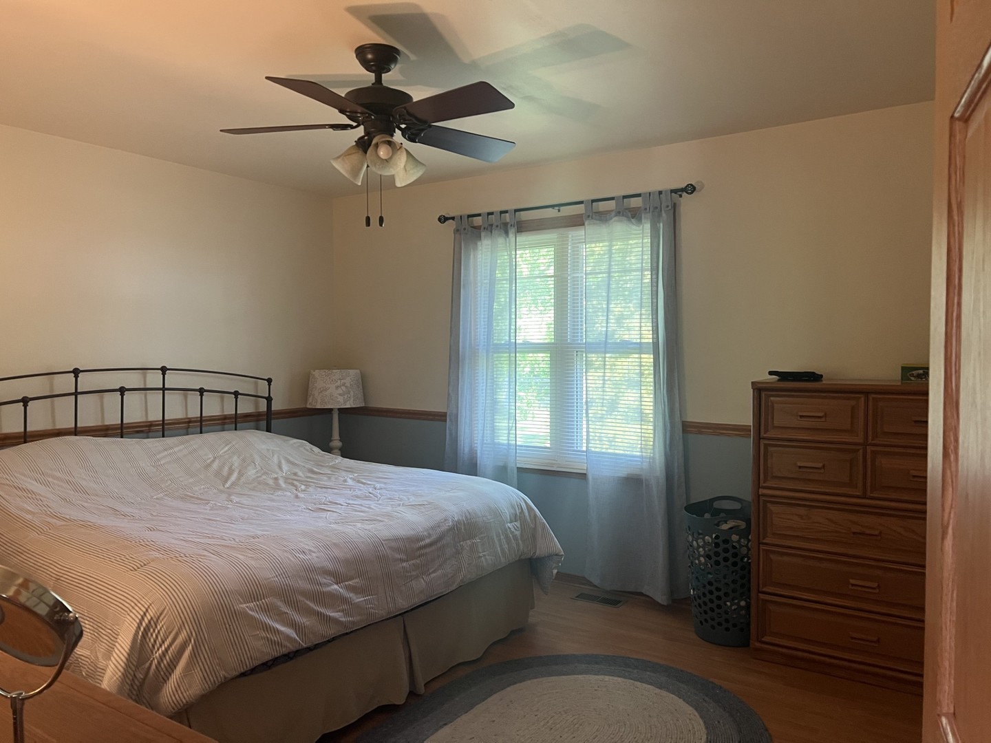 980 Hillcrest Boulevard