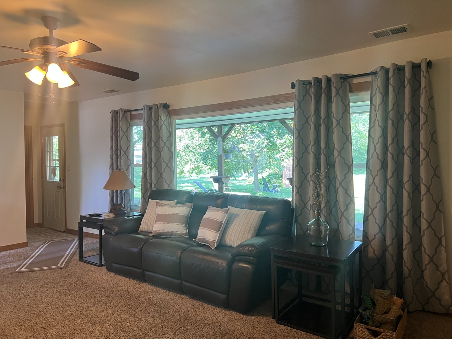 980 Hillcrest Boulevard