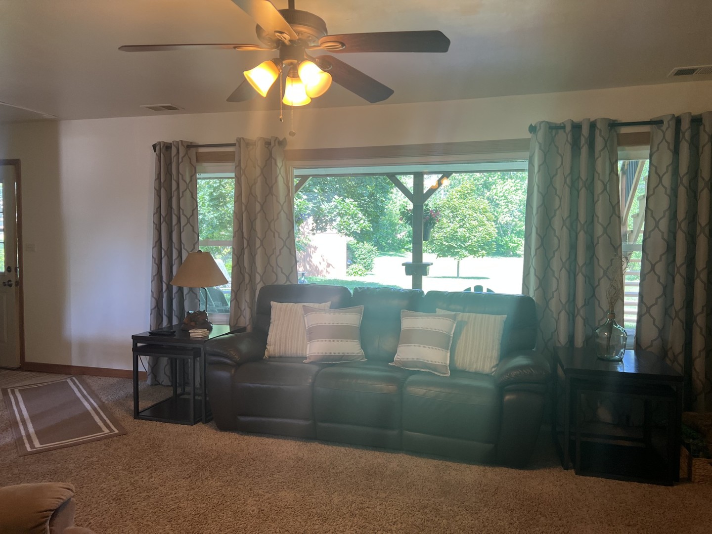 980 Hillcrest Boulevard