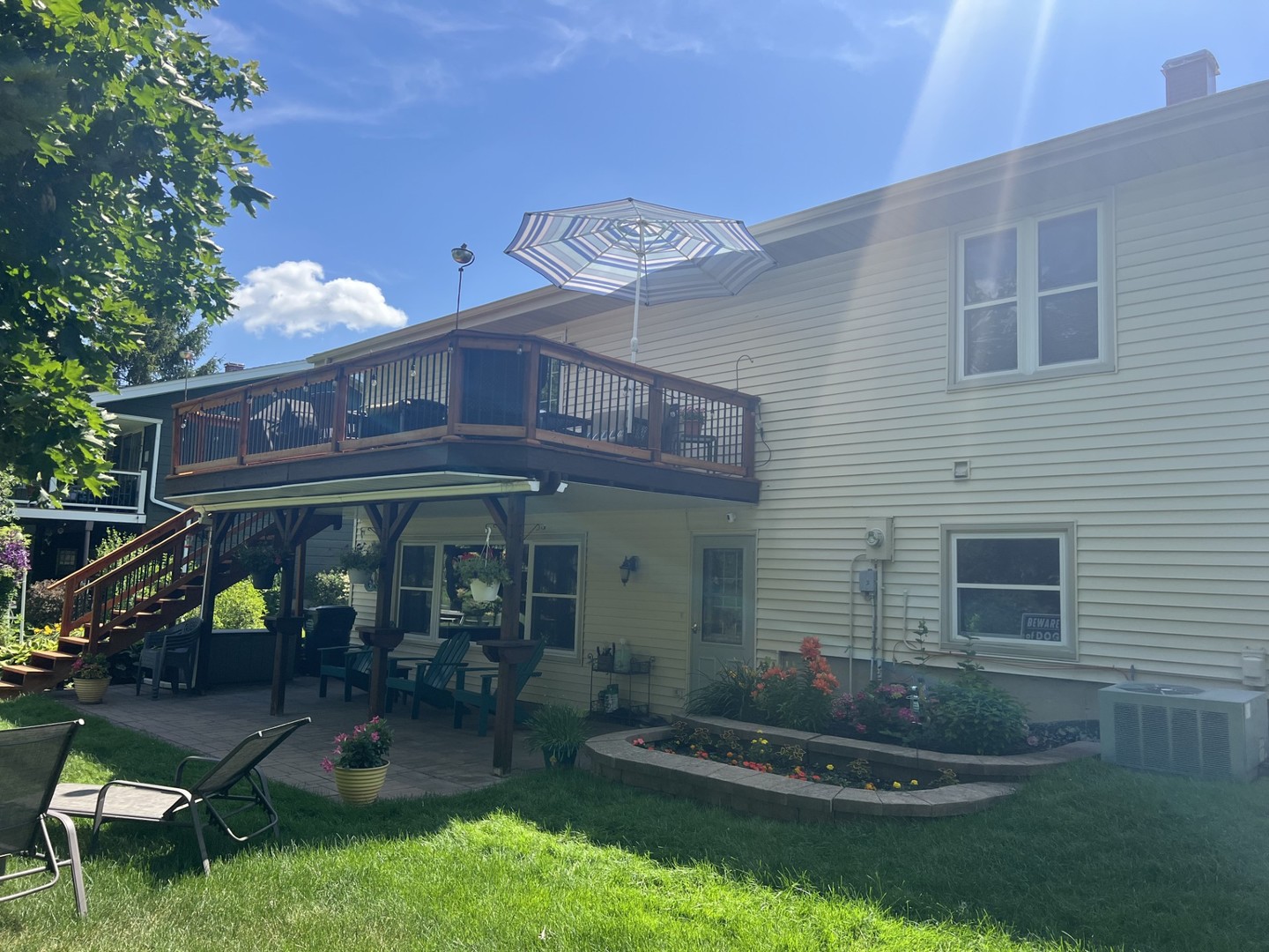 980 Hillcrest Boulevard