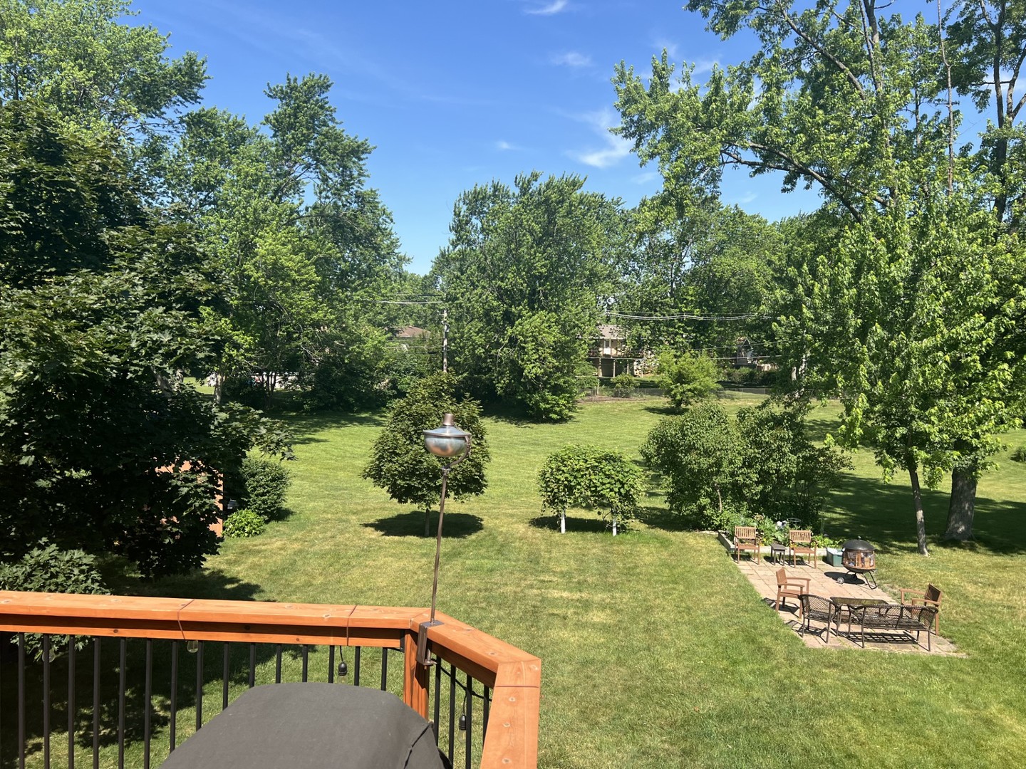 980 Hillcrest Boulevard