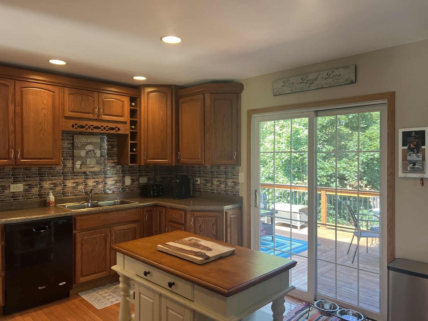 980 Hillcrest Boulevard