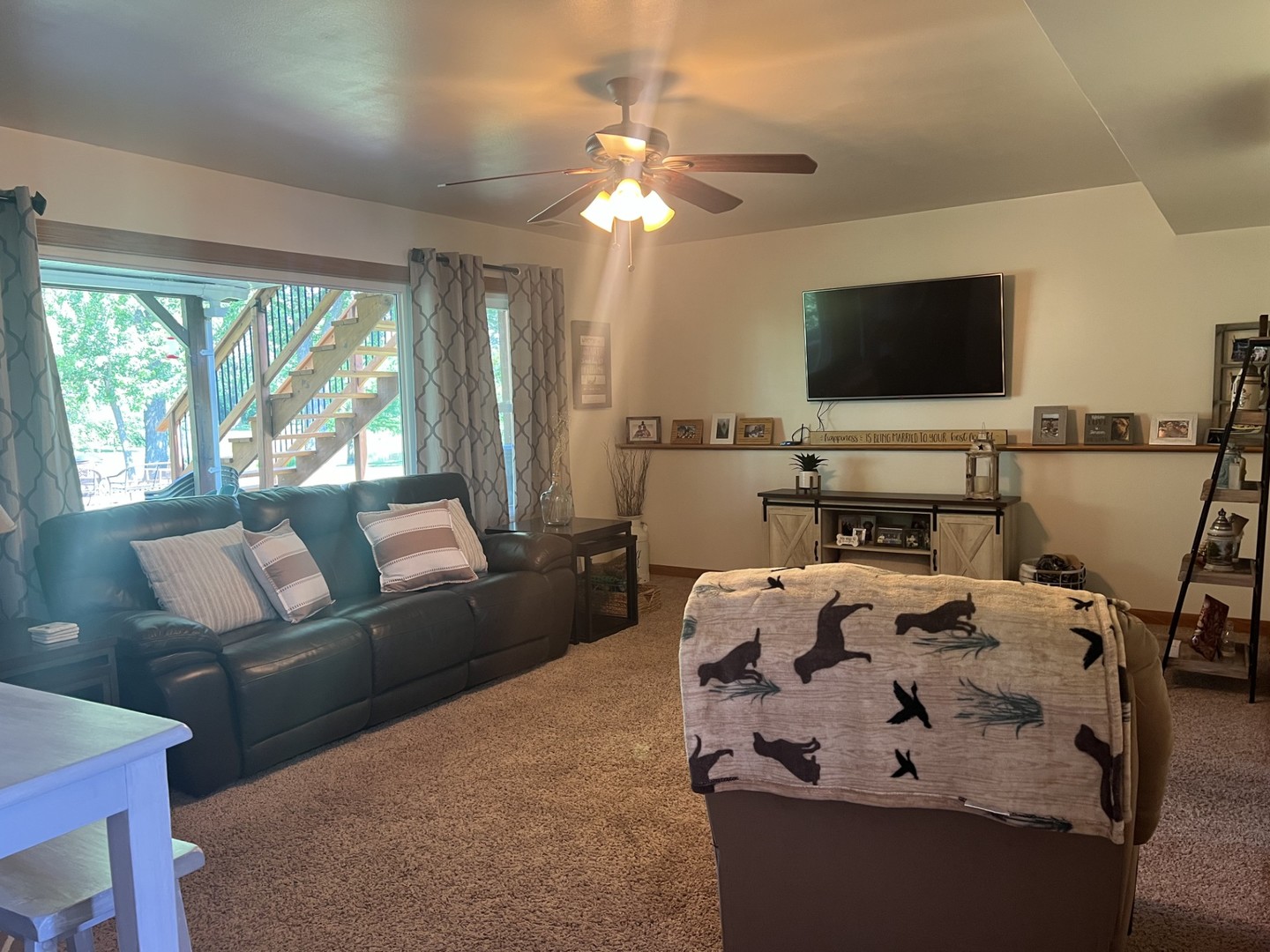 980 Hillcrest Boulevard