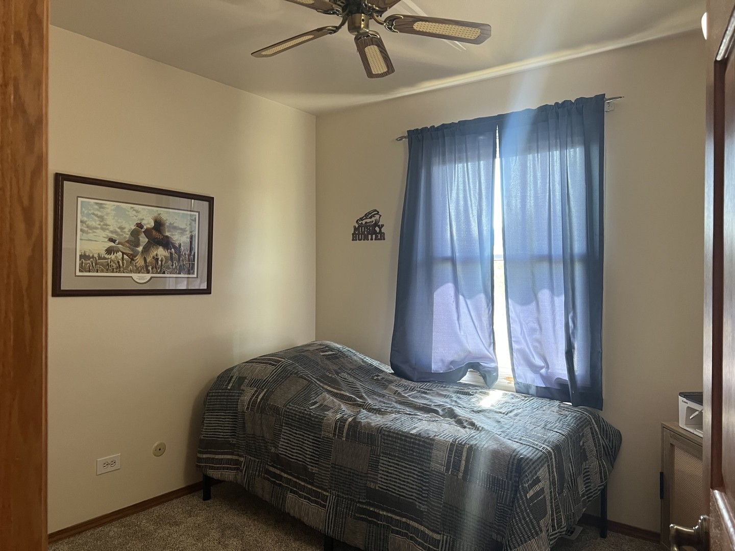 980 Hillcrest Boulevard