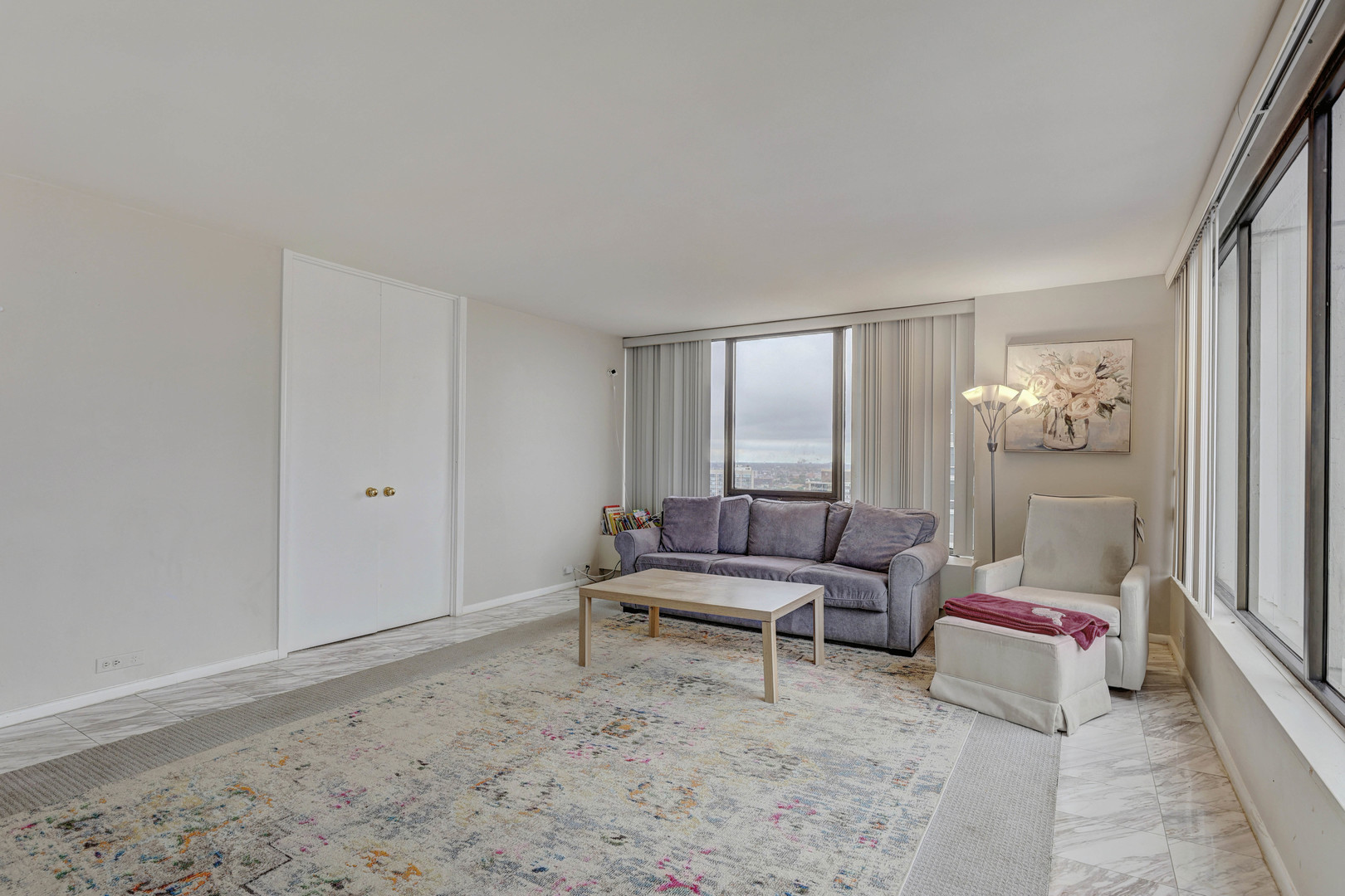 2800 N Lake Shore Drive Unit: 2617