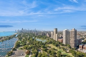 2800 N Lake Shore Drive Unit: 2617
