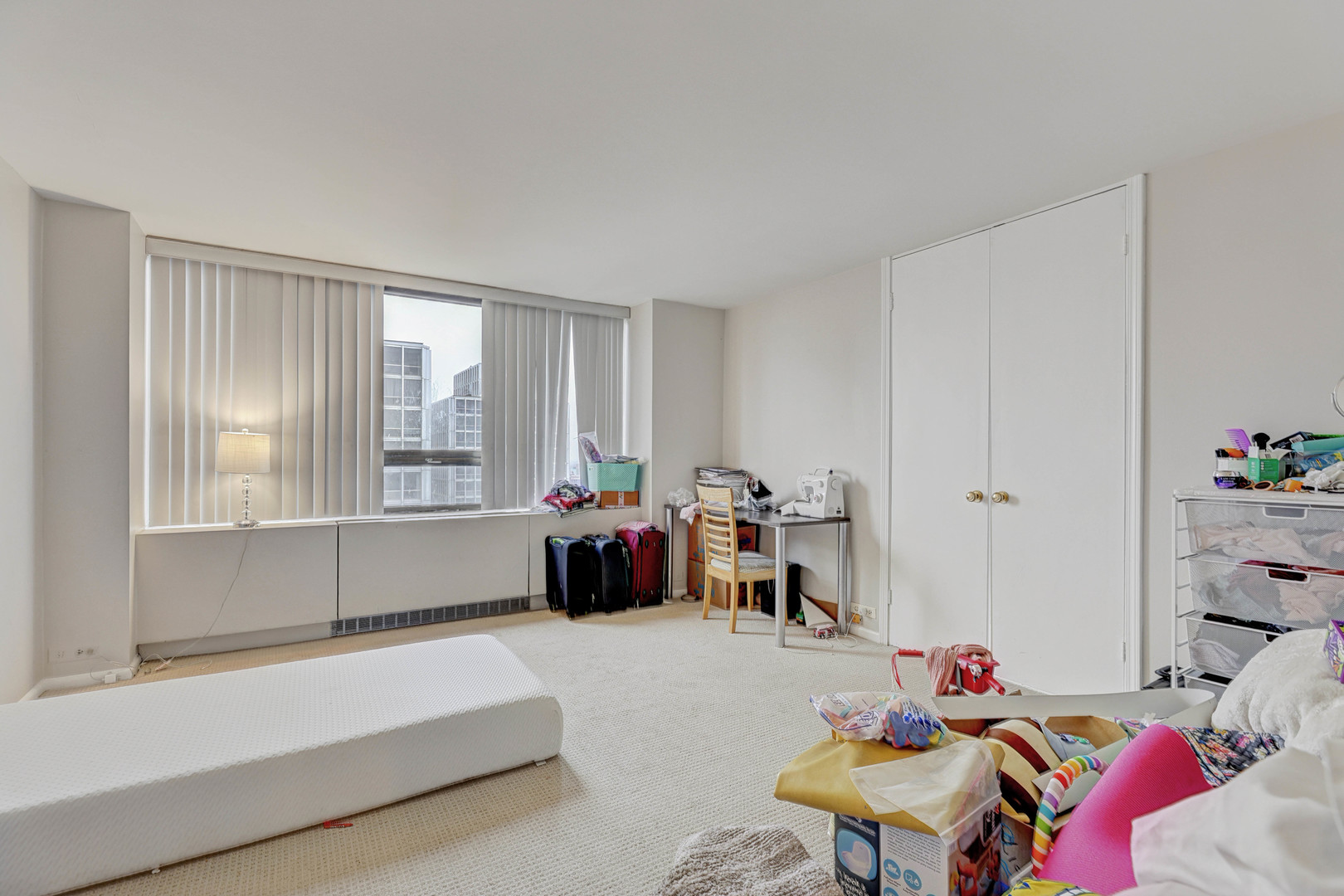 2800 N Lake Shore Drive Unit: 2617