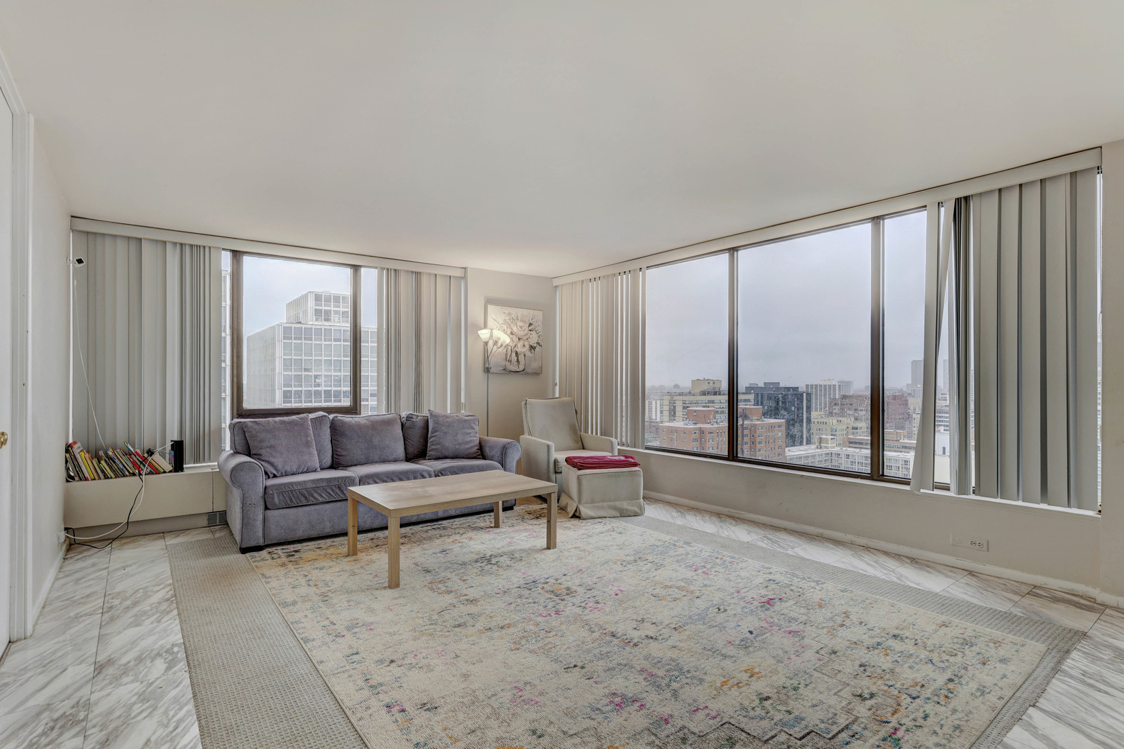 2800 N Lake Shore Drive Unit: 2617