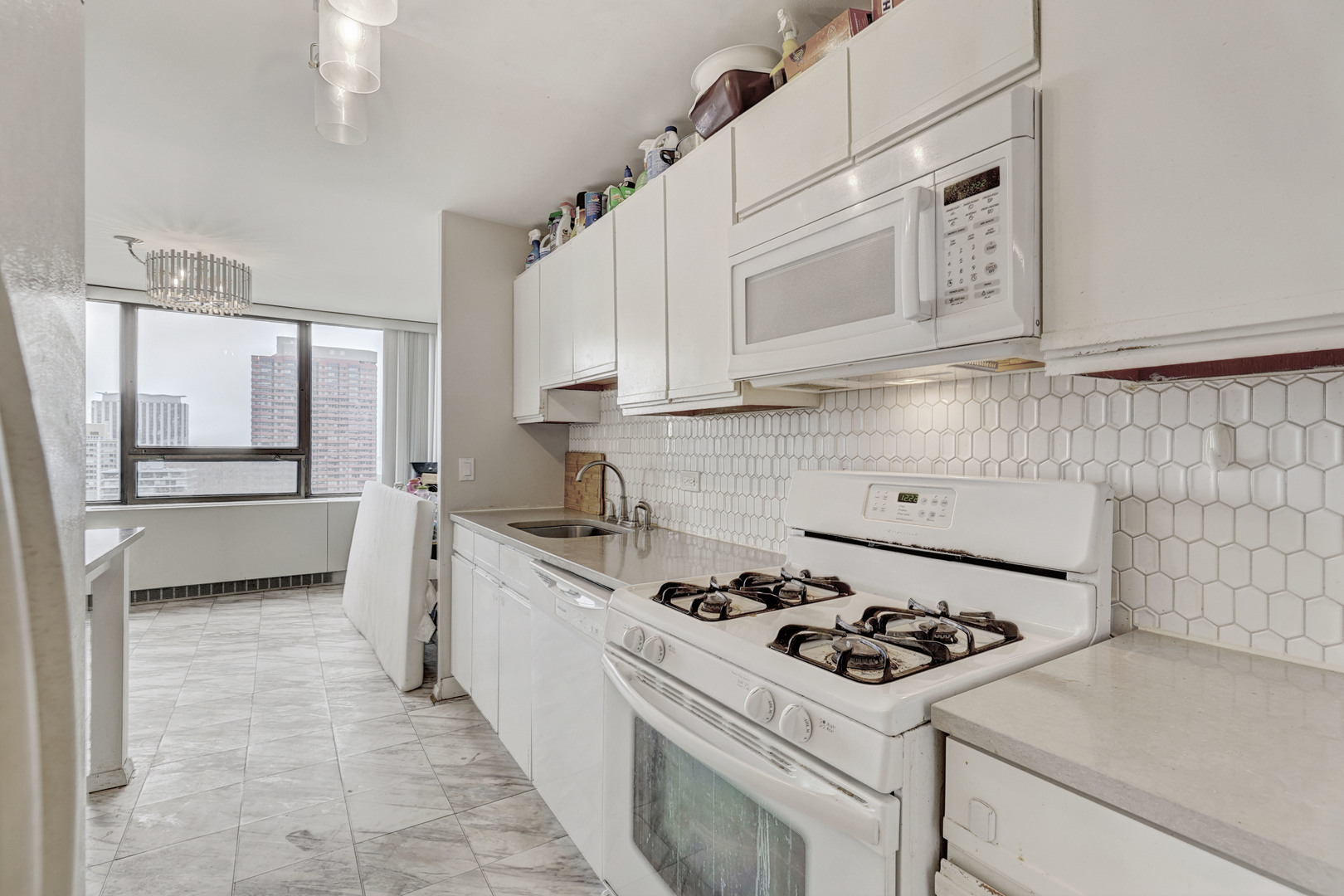 2800 N Lake Shore Drive Unit: 2617