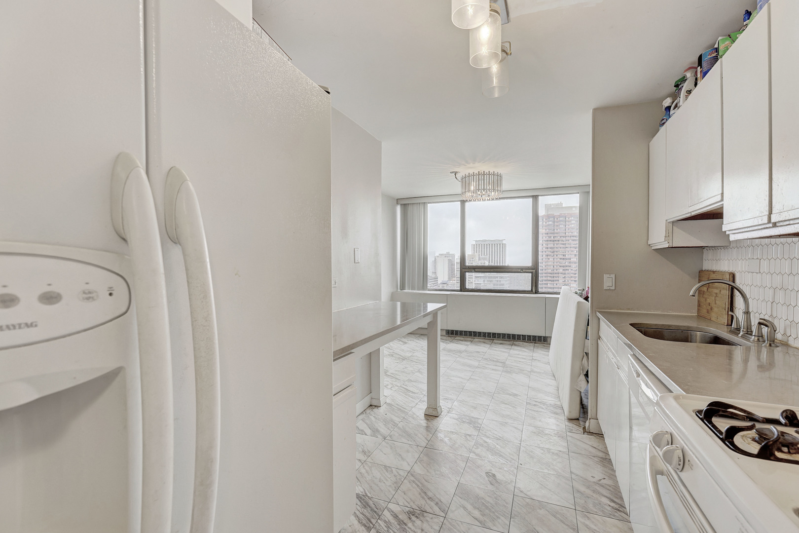 2800 N Lake Shore Drive Unit: 2617
