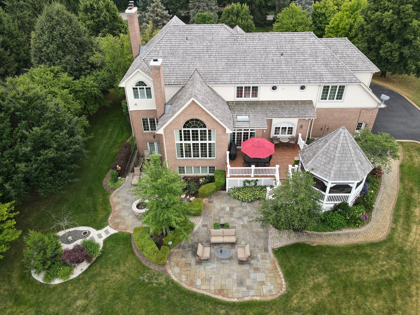 590 Merri Oaks Road