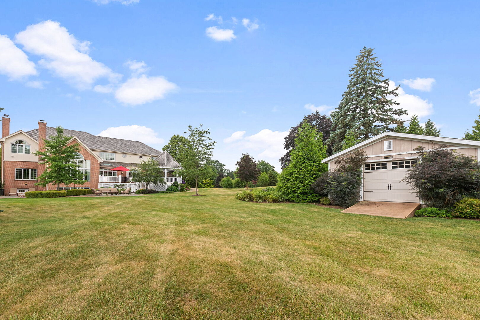 590 Merri Oaks Road