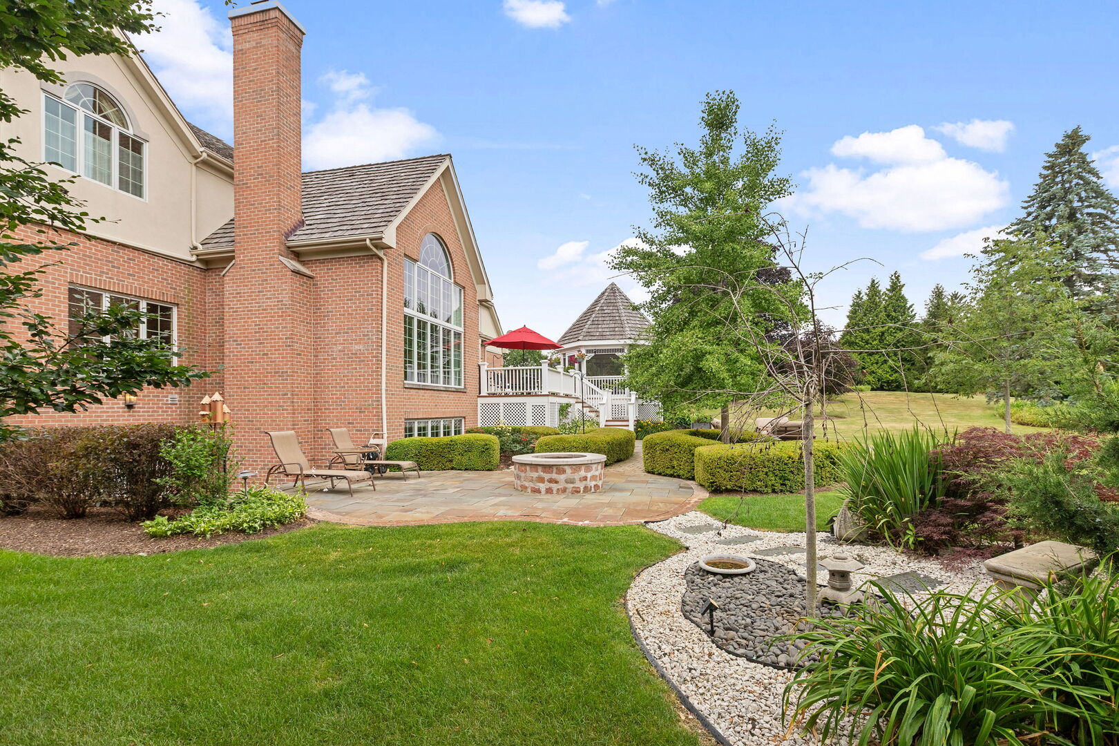 590 Merri Oaks Road