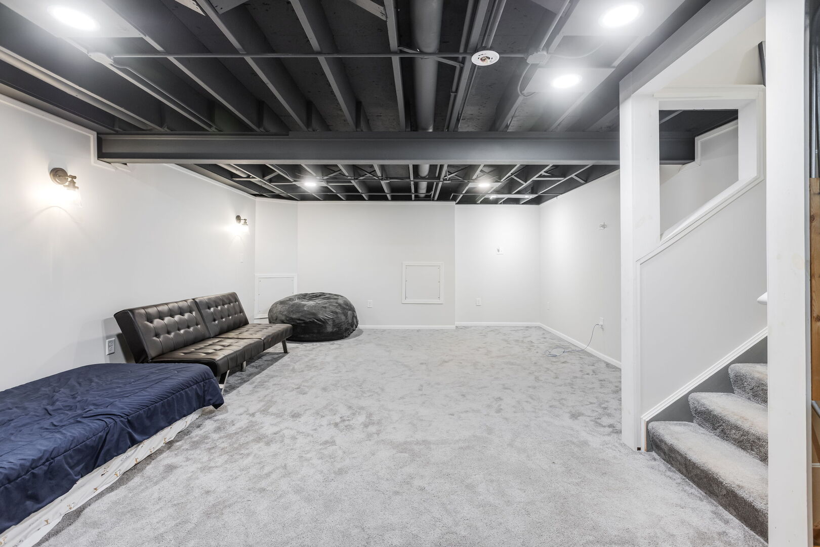 1356 Geneva Lane
