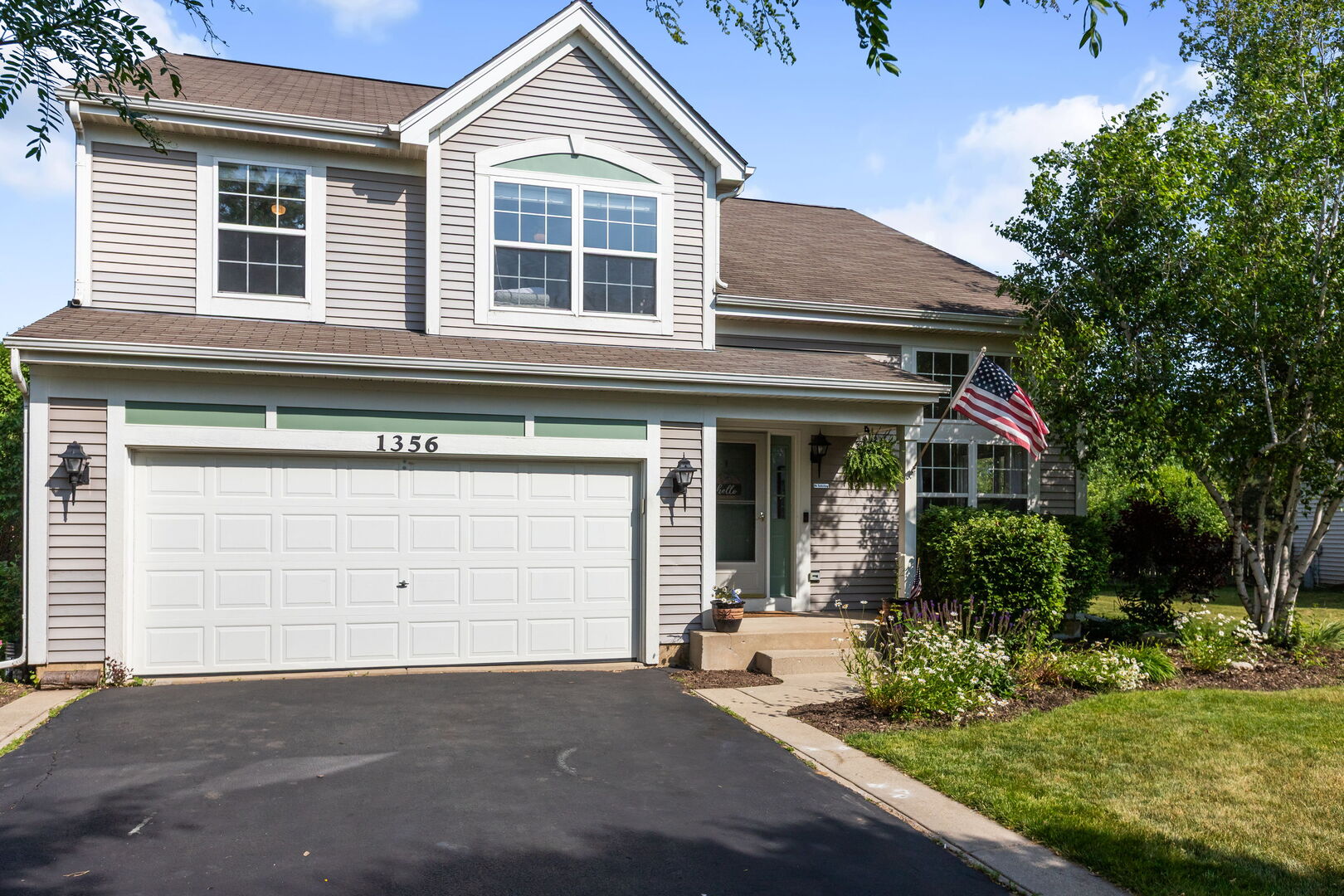1356 Geneva Lane