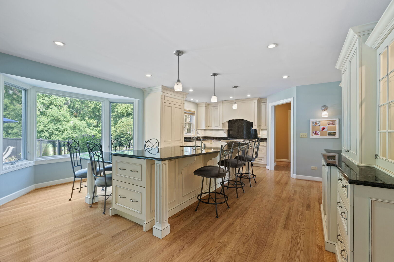 8 Stone Ridge Drive