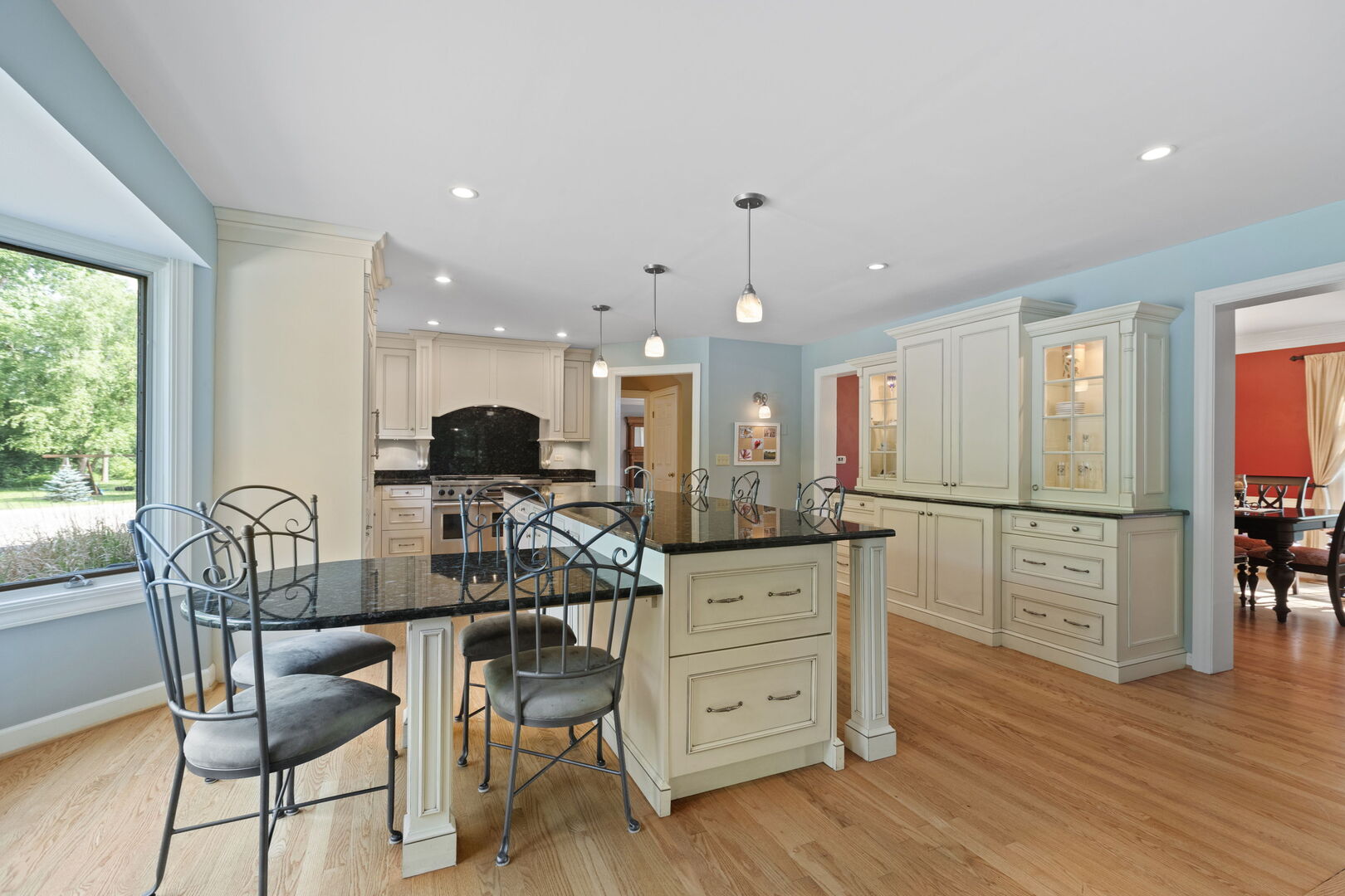 8 Stone Ridge Drive