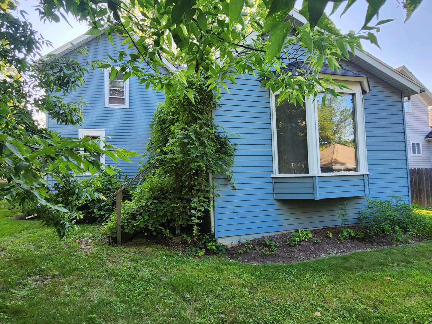115 Dundee Avenue