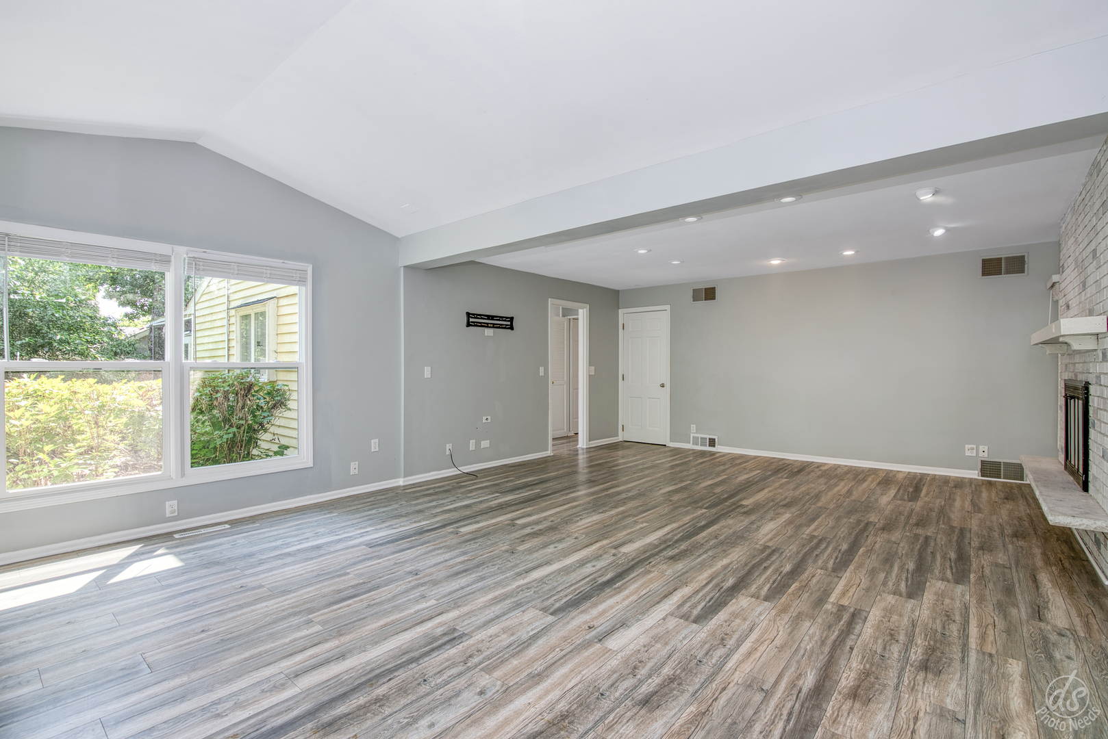 28426 W Lindbergh Drive