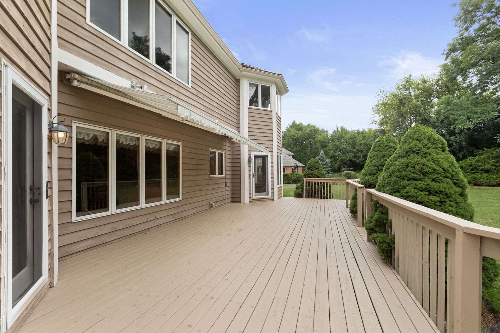 25410 N Cayuga Trail