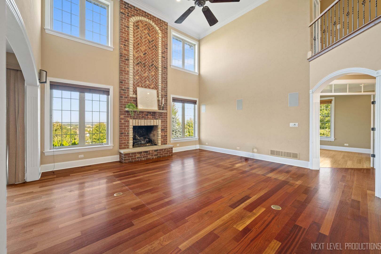 10N916 Highland Trail