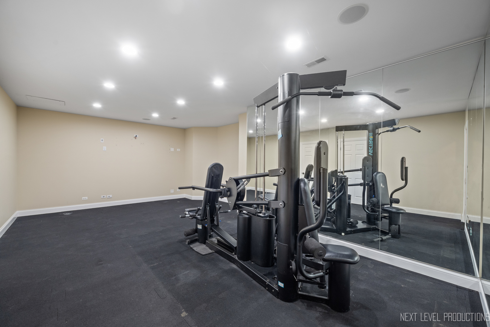 10N916 Highland Trail