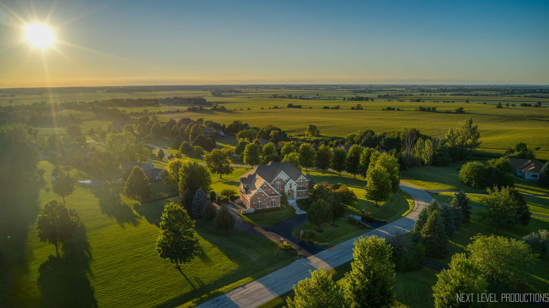 10N916 Highland Trail