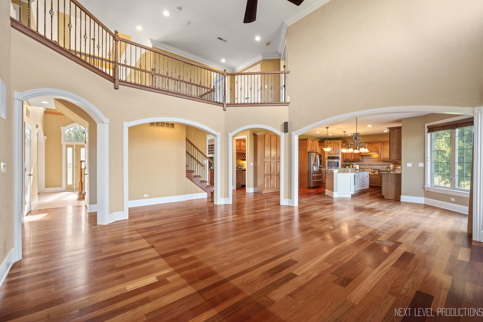 10N916 Highland Trail