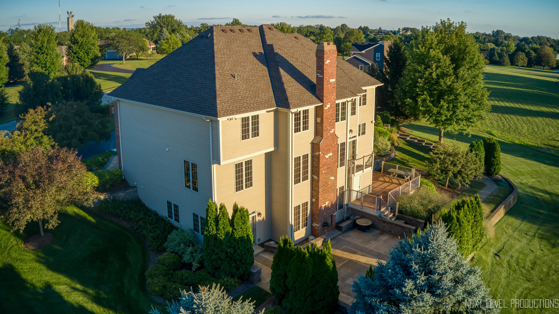 10N916 Highland Trail