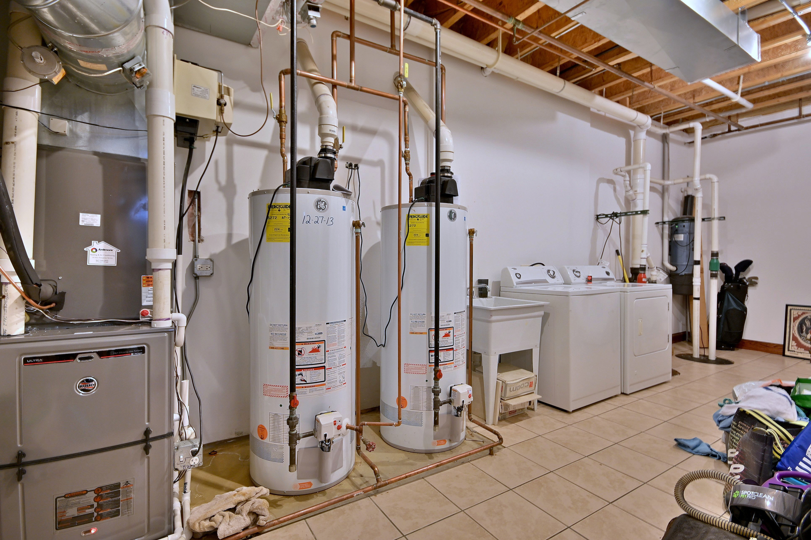 6035 N Navarre Avenue