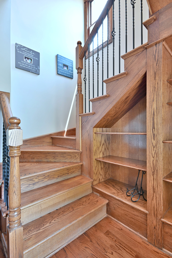 6035 N Navarre Avenue