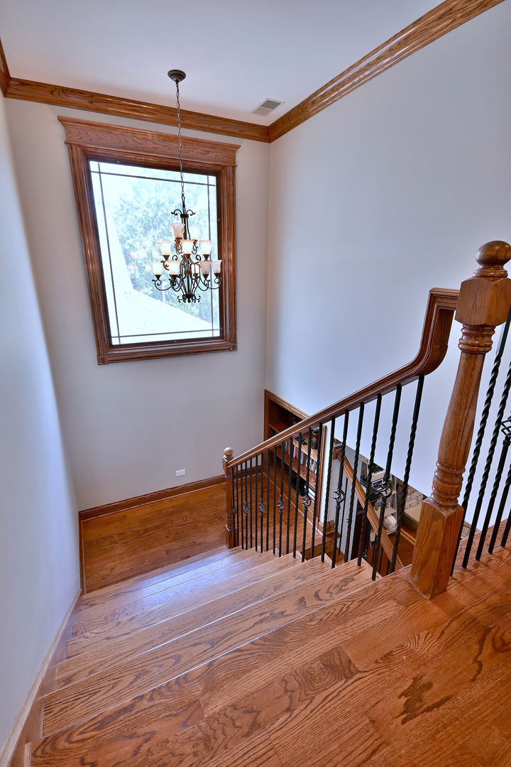 6035 N Navarre Avenue