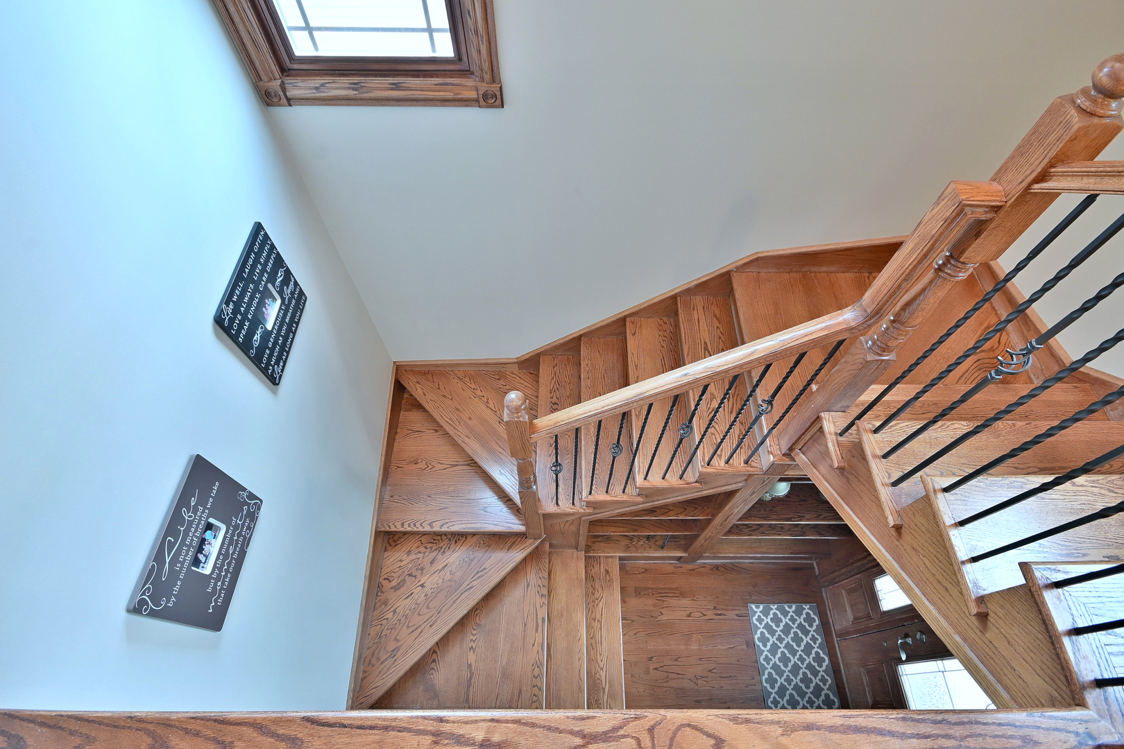 6035 N Navarre Avenue