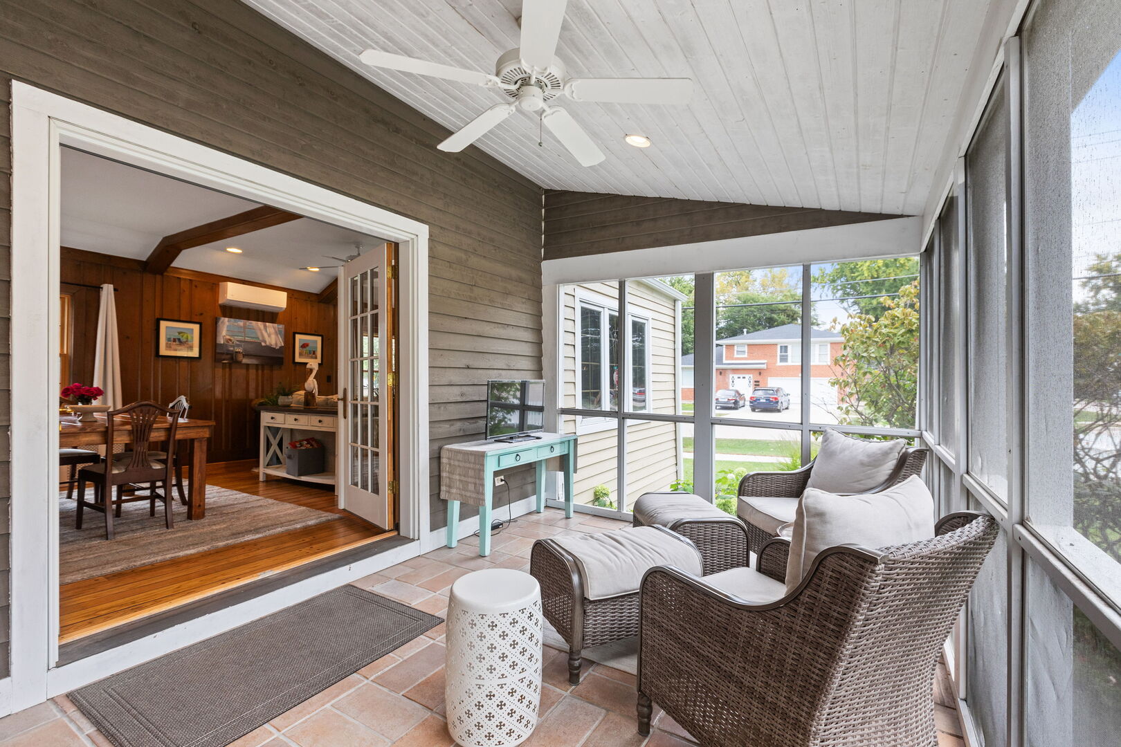 345 E Russell Street