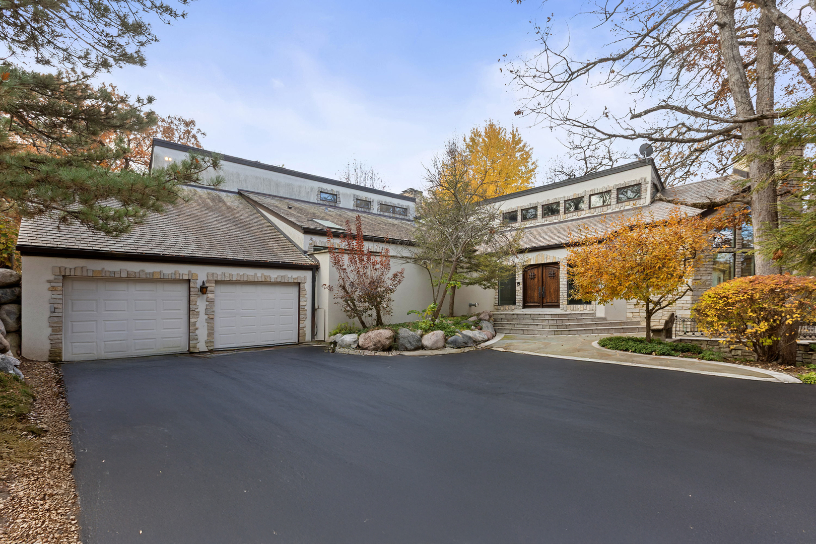 12 Rock Ridge Road
