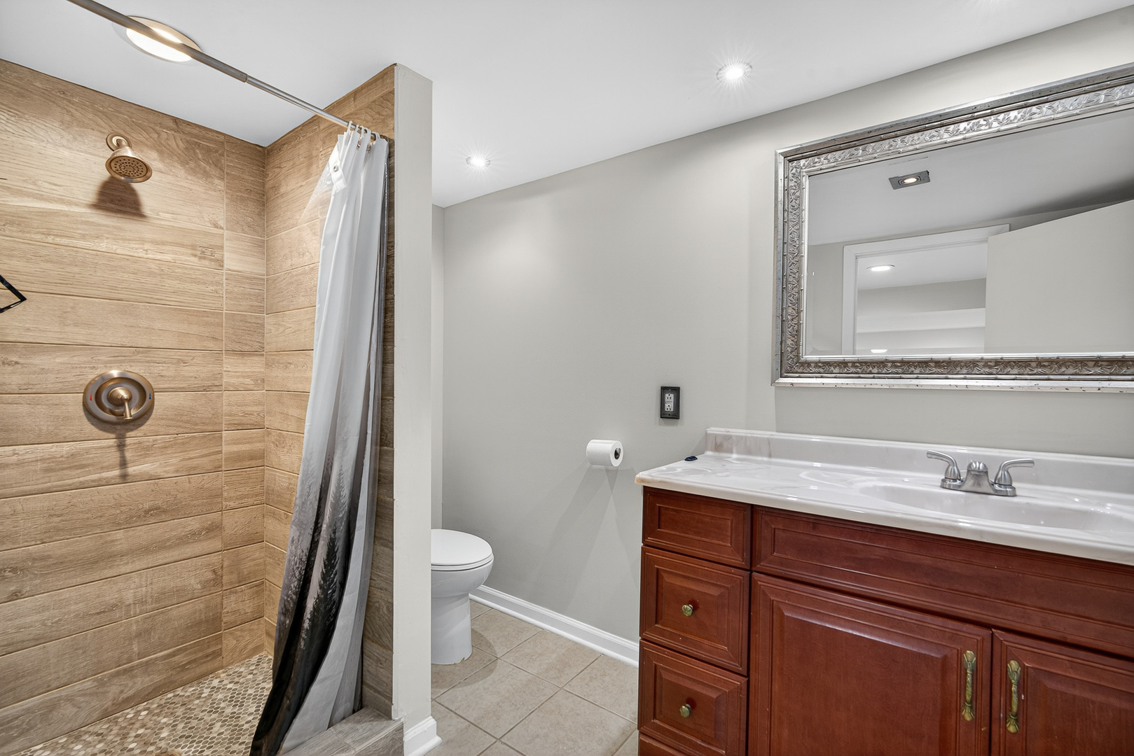 7818 W Argyle Street